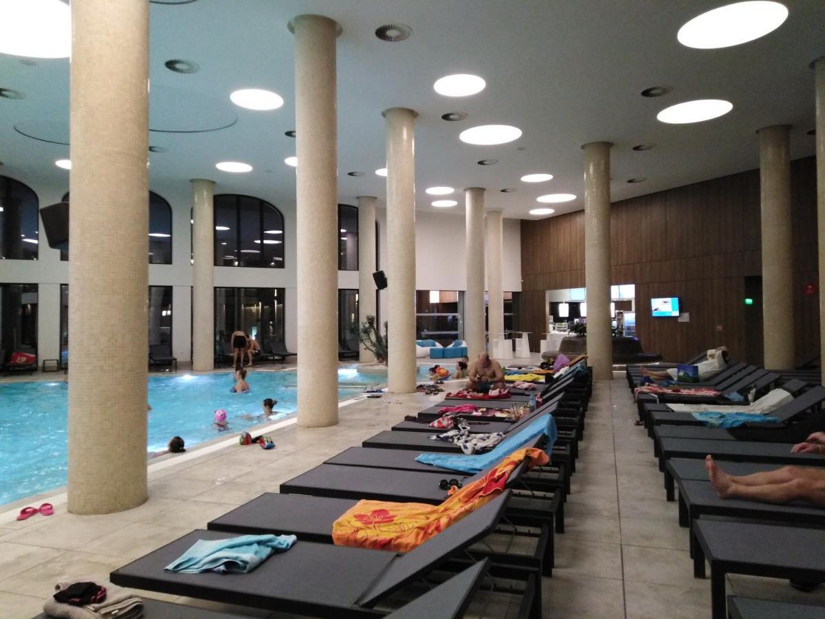 Private Apartment In Saint Elena セインツ・コンスタンティン＆ヘレナ エクステリア 写真