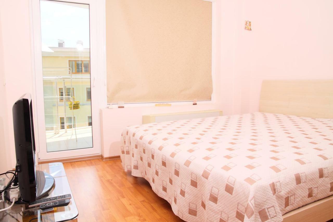 Private Apartment In Saint Elena セインツ・コンスタンティン＆ヘレナ エクステリア 写真